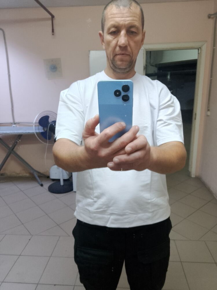  53726233  , 42 ,    