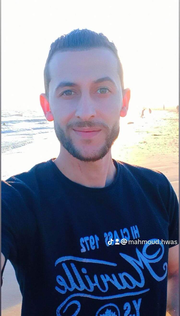  44631083  Mahmoud, 27 ,    