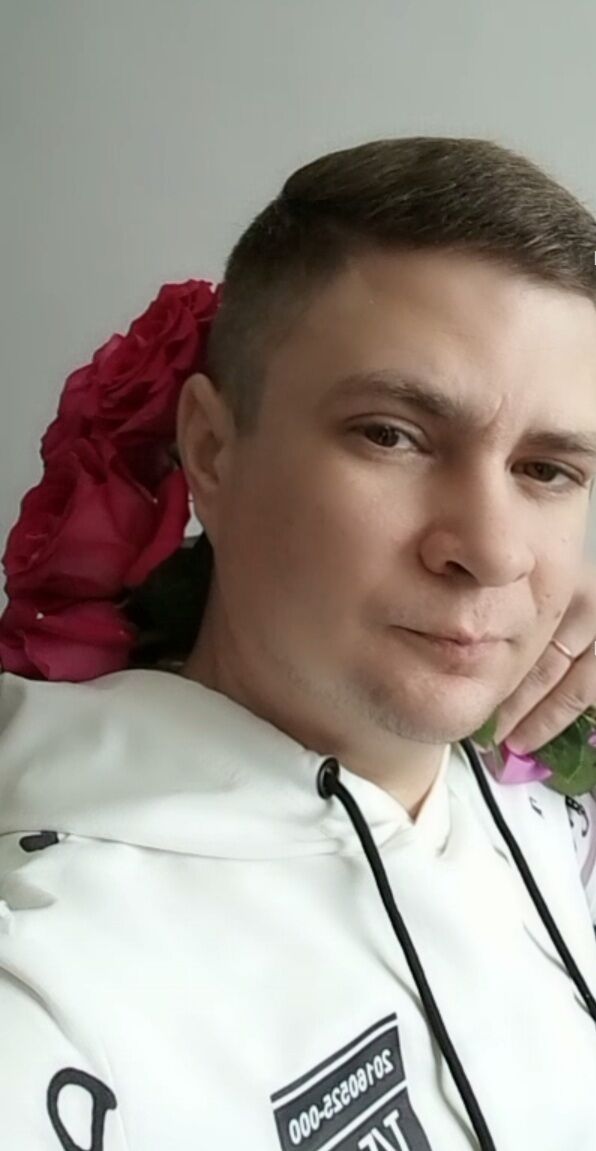  38856393  Aleksey, 40 ,    
