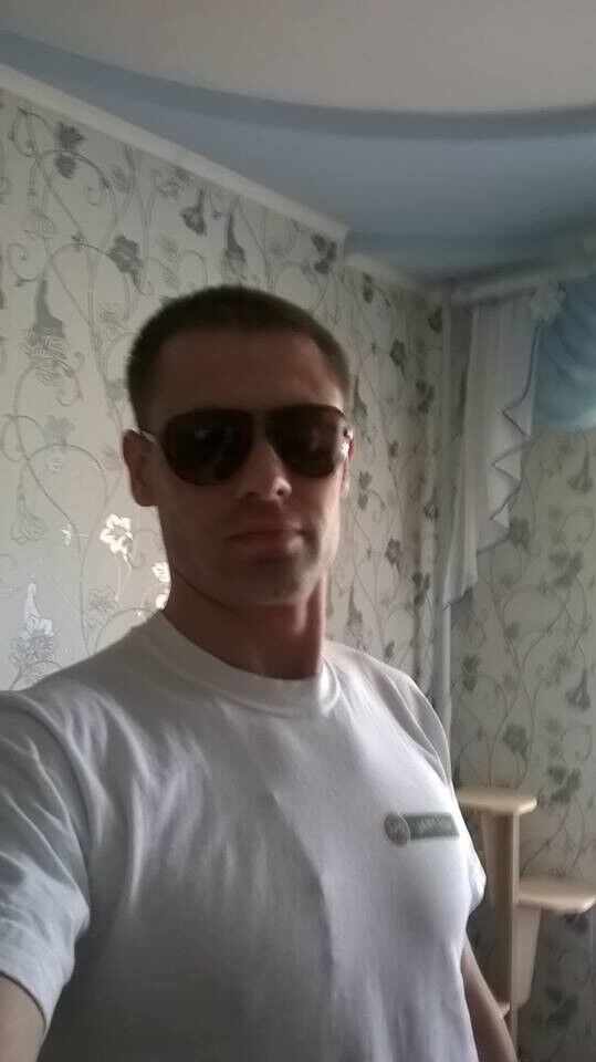  4530213  Andrei, 44 ,    