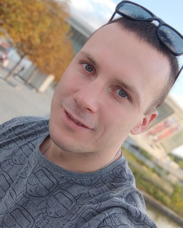  ,   Timyr, 37 ,   c 