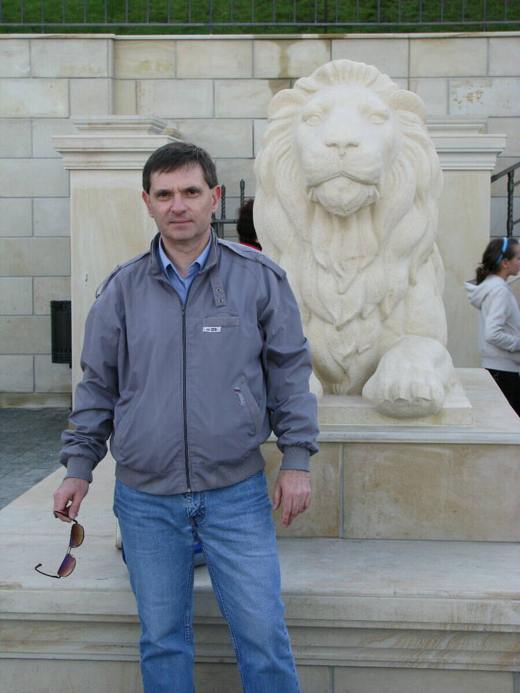  ,   Kyryl, 54 ,   ,   , c 