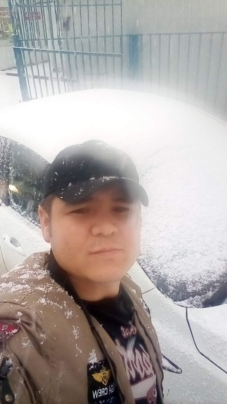  51130883  Daston, 35 ,    