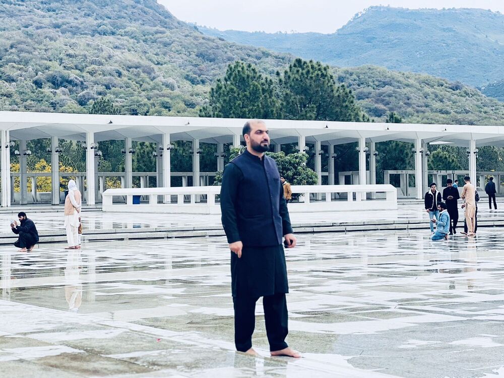  44927403  Aryan, 38 ,    