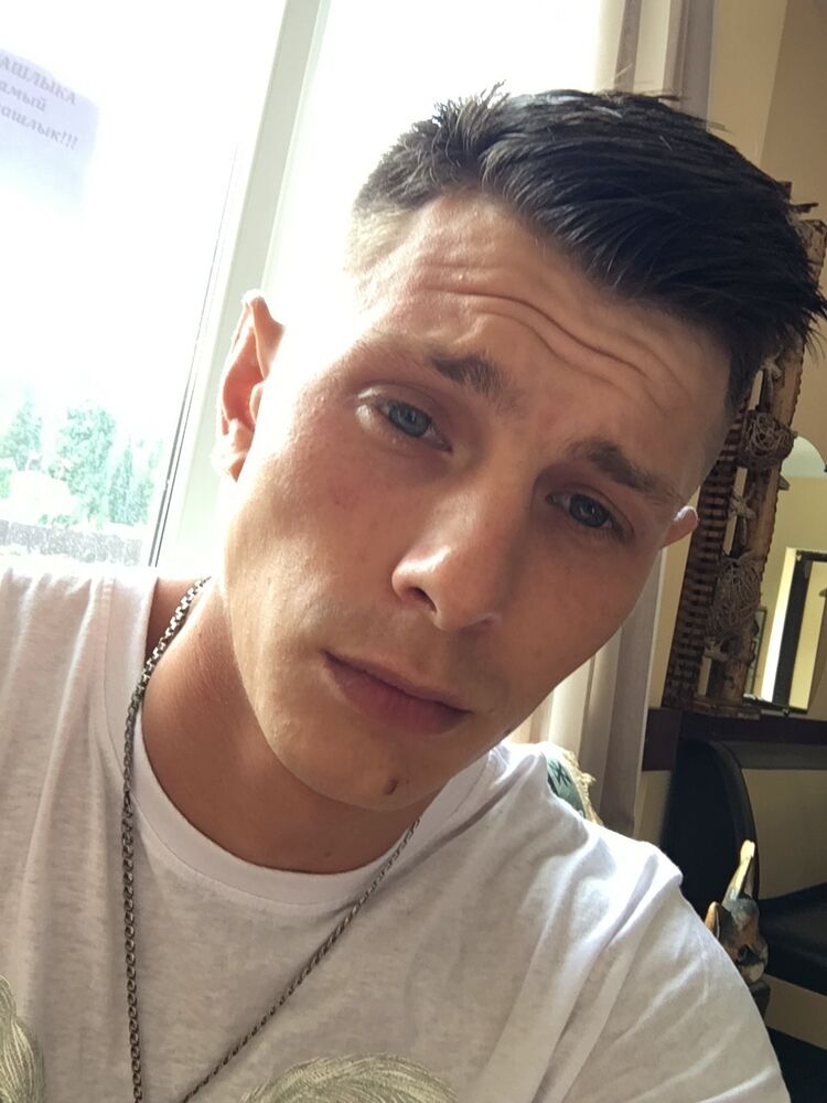  35325953  Vladislav, 27 ,    