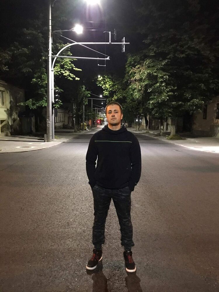  9661293  Marcel, 27 ,    