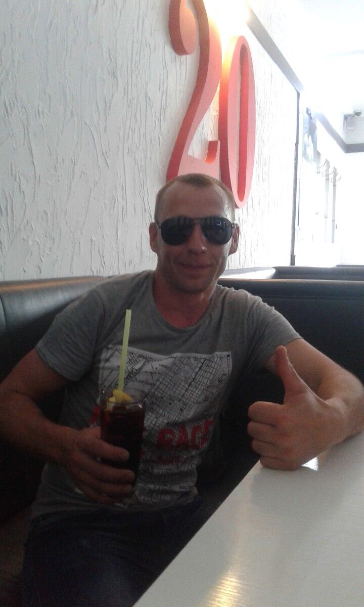  12616293  Alex, 39 ,    