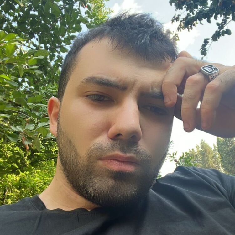  Soho,   , 28 ,   ,   