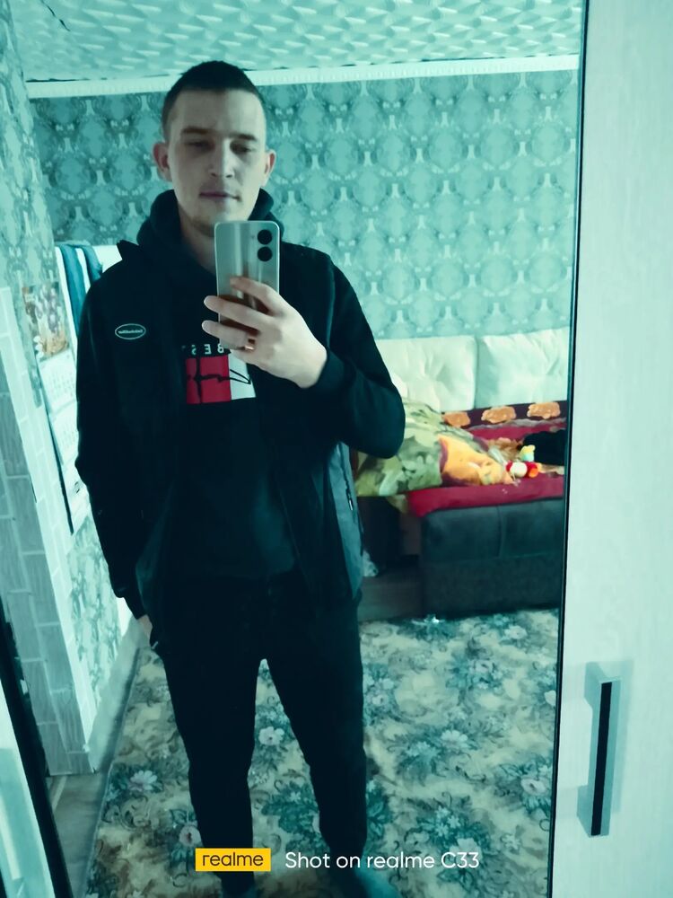  ,   Anton, 27 ,     , c , 