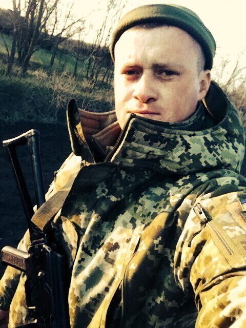  22493183  Slava, 27 ,    