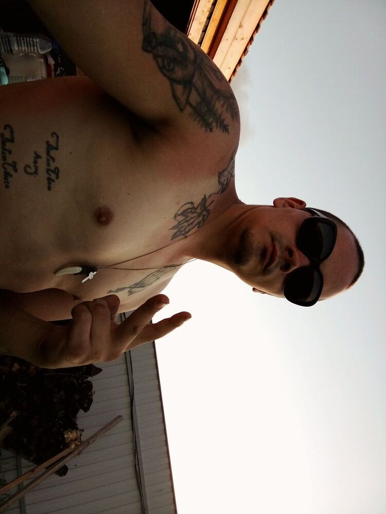  37003113  Andrey, 30 ,    