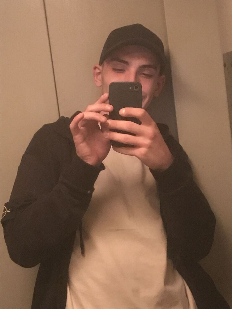  42802803  , 22 ,    --