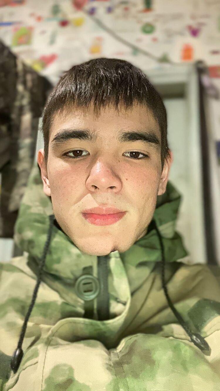  43395953  , 24 ,    -