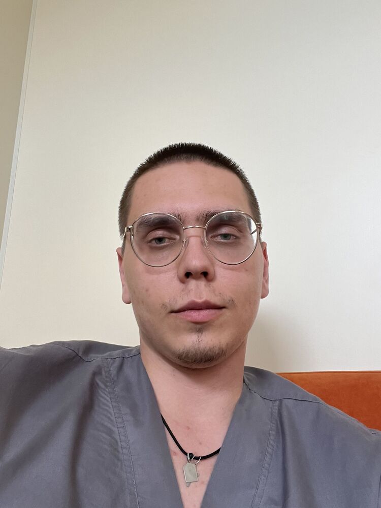  28576333  , 30 ,    