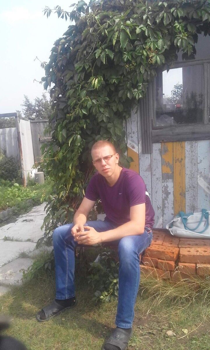  ,   Roman, 32 ,     , c 