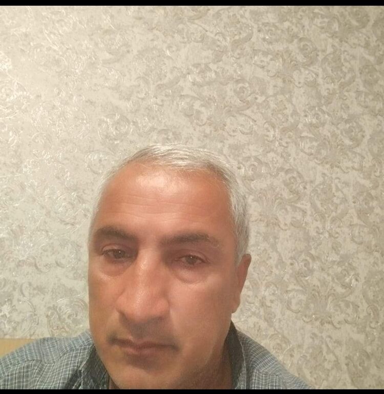  44558303  Azad, 57 ,    