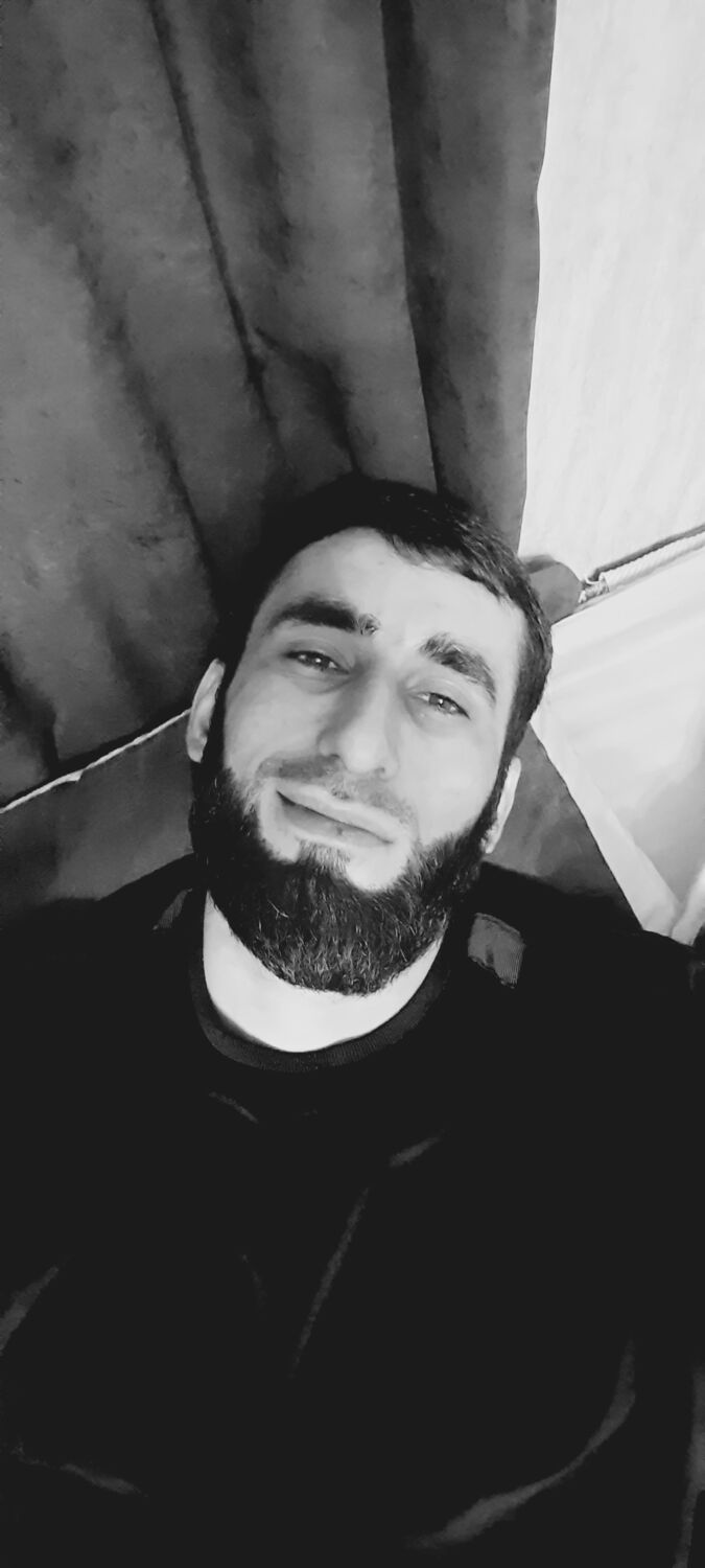  30725883  , 35 ,    