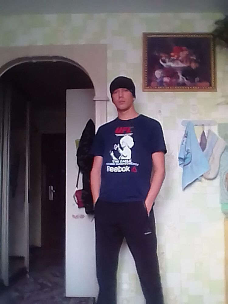  49943163  , 34 ,    