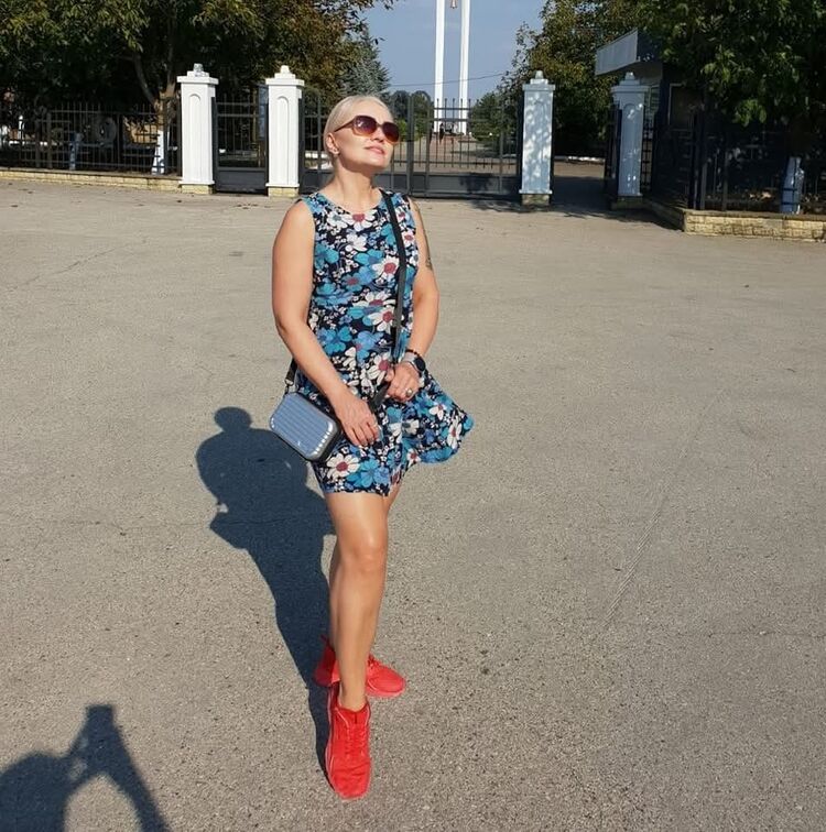  ,   Irena, 48 ,   ,   