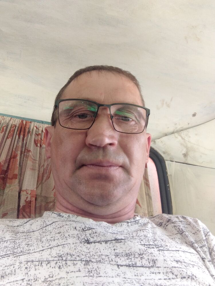  52029183  , 49 ,    