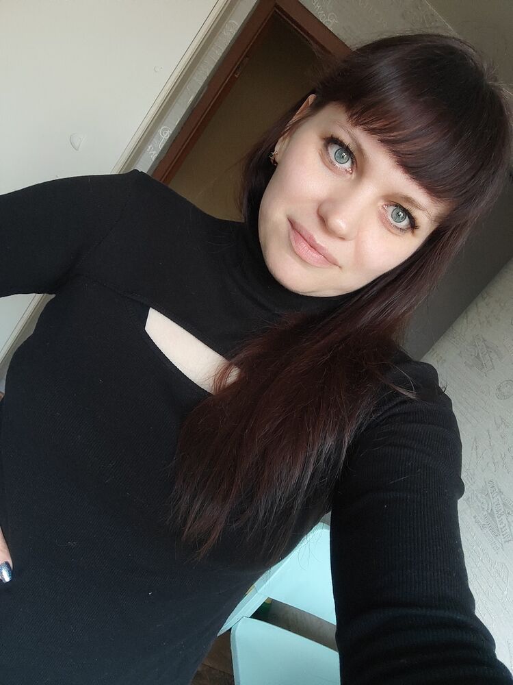  42714263  Ksenia, 33 ,    
