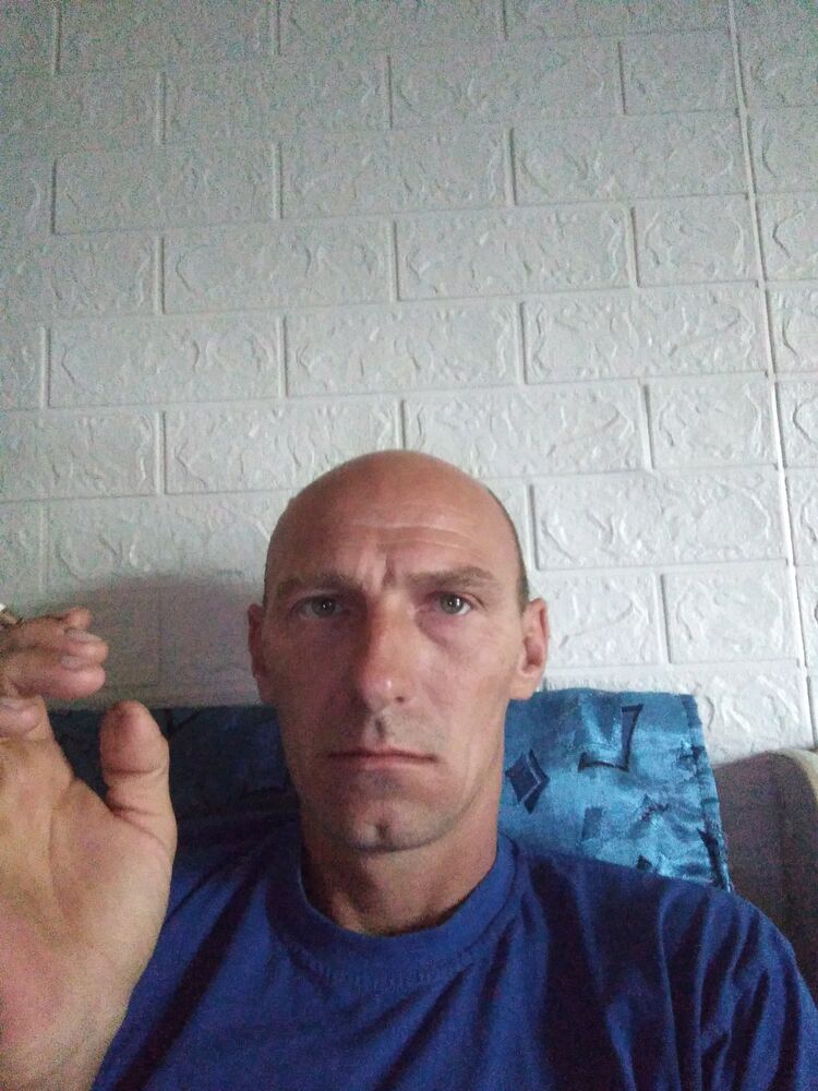  28923863  , 40 ,    
