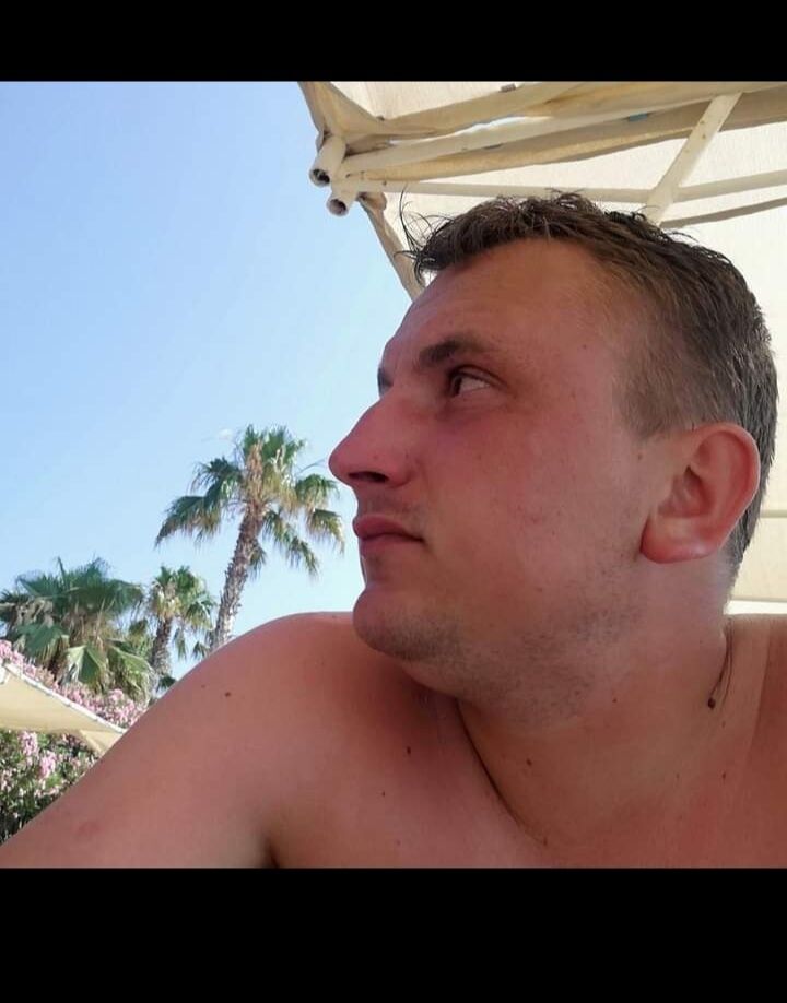  32974773  Vladeslav, 30 ,    Plzen
