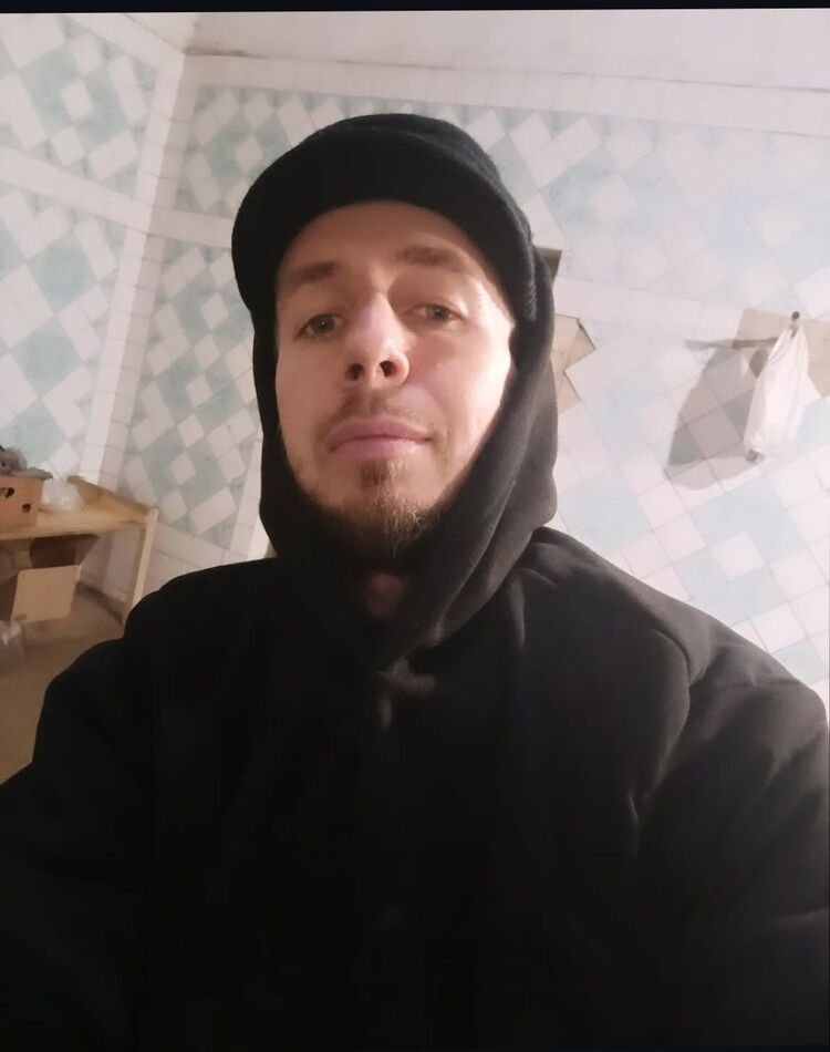  48828383  , 31 ,    