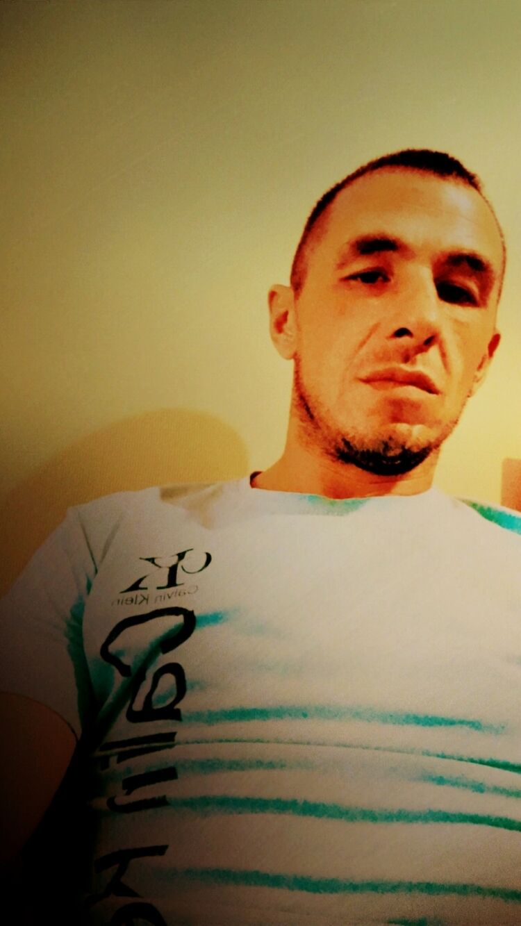  36944573  , 37 ,    
