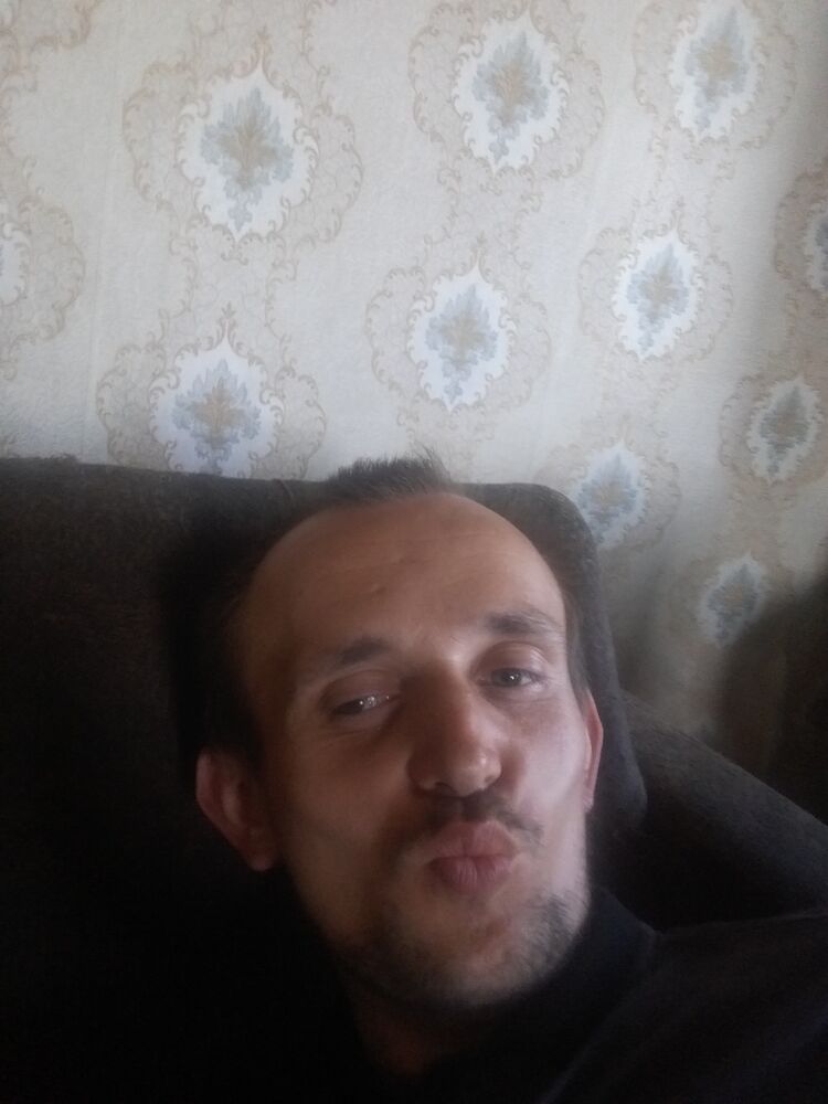  35028233  , 27 ,    