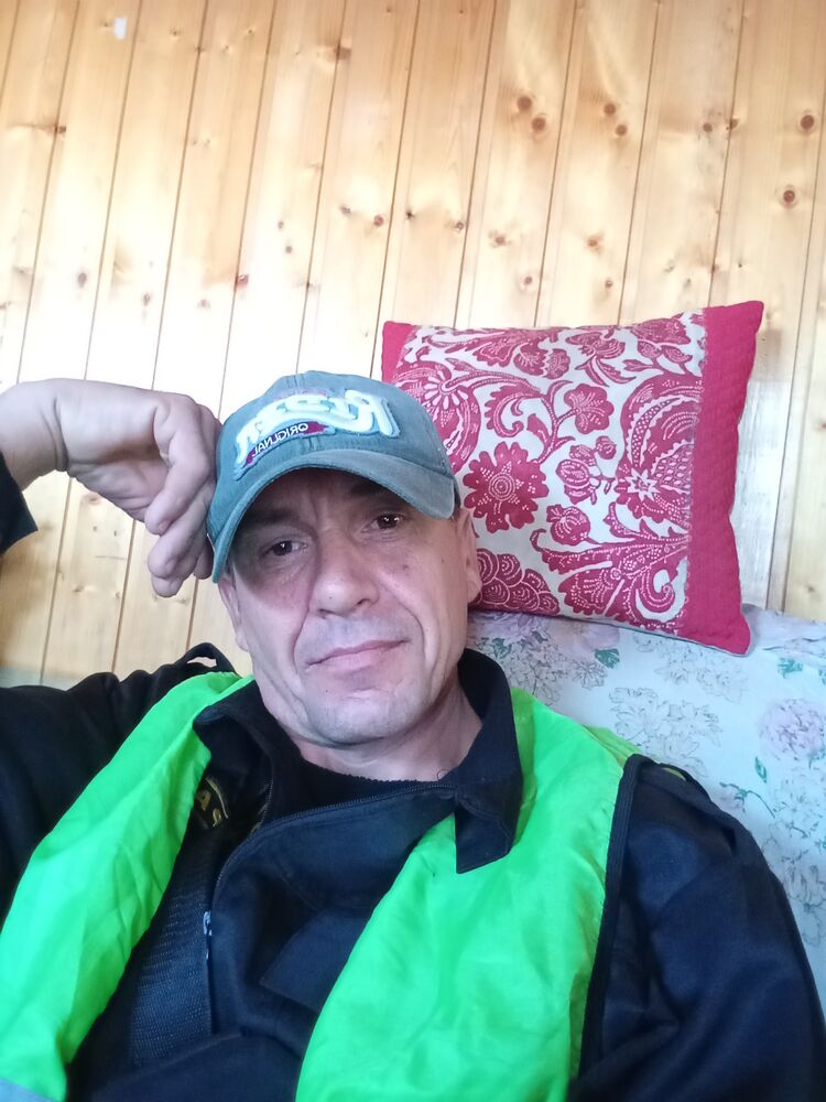  47610893  Mihail, 42 ,    --