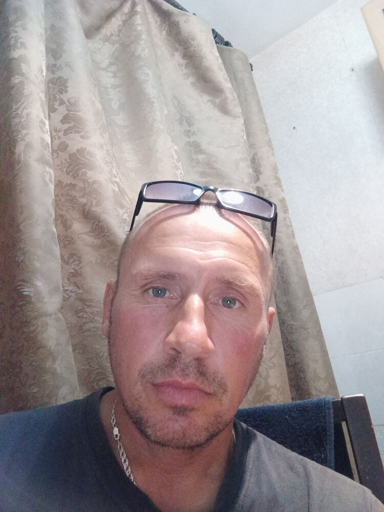  43881823  , 48 ,    