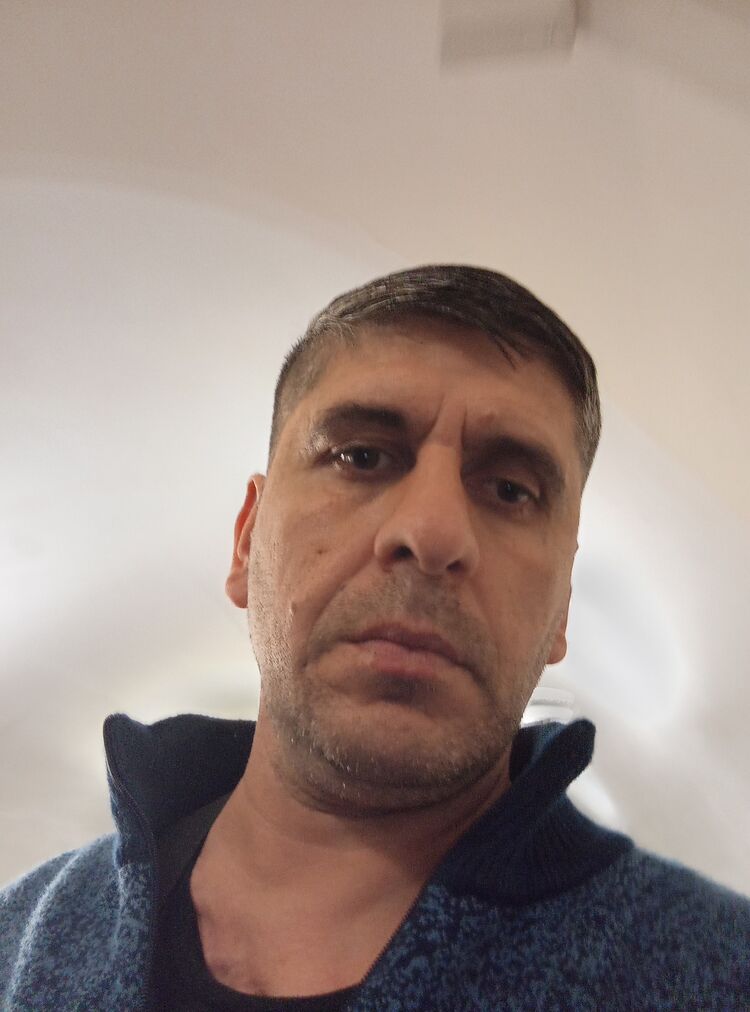 53363673  , 44 ,    