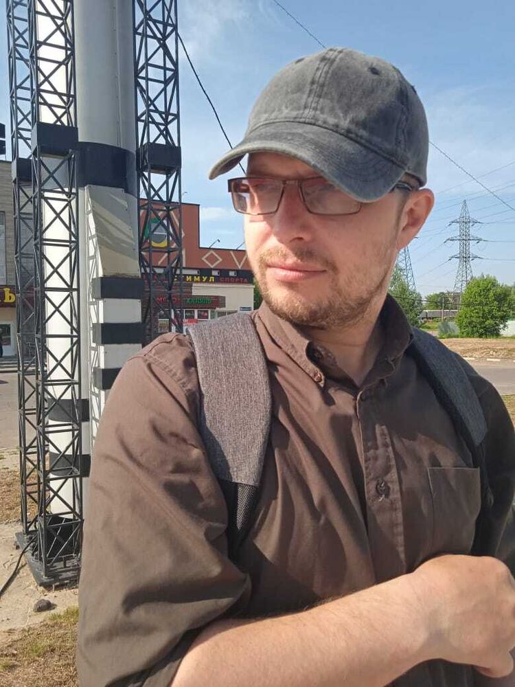  53965583  Iosif, 39 ,    