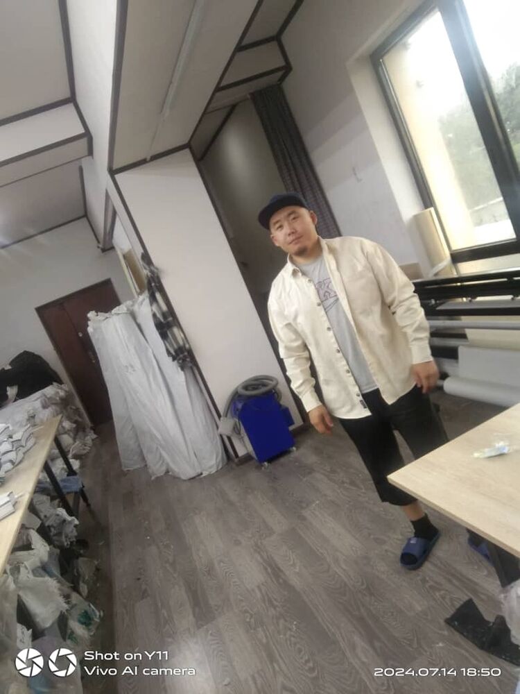  47299413  Daniyar, 25 ,    