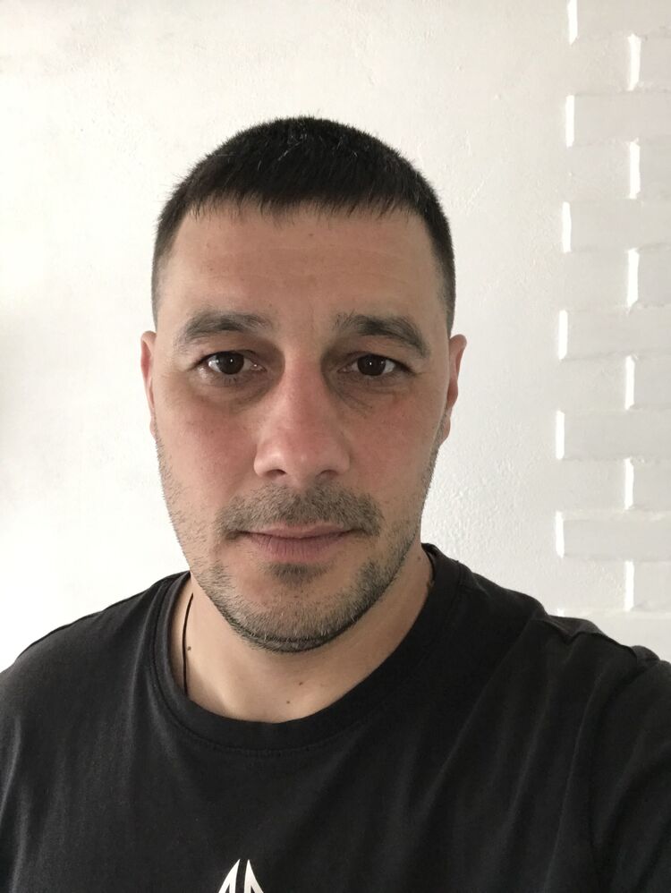  43224193  , 44 ,    