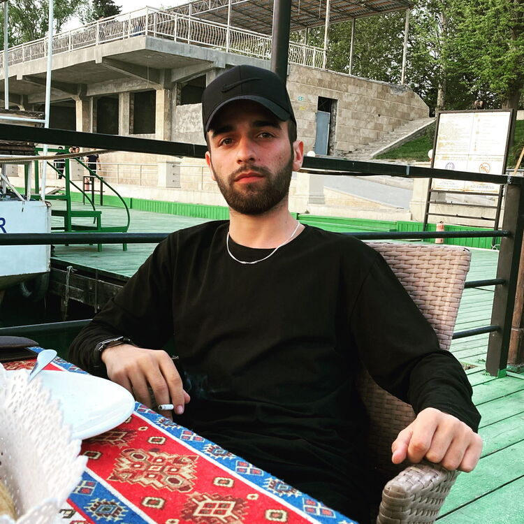  ,   Kamran, 26 ,   ,   