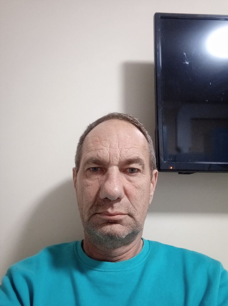  48169013  , 54 ,    