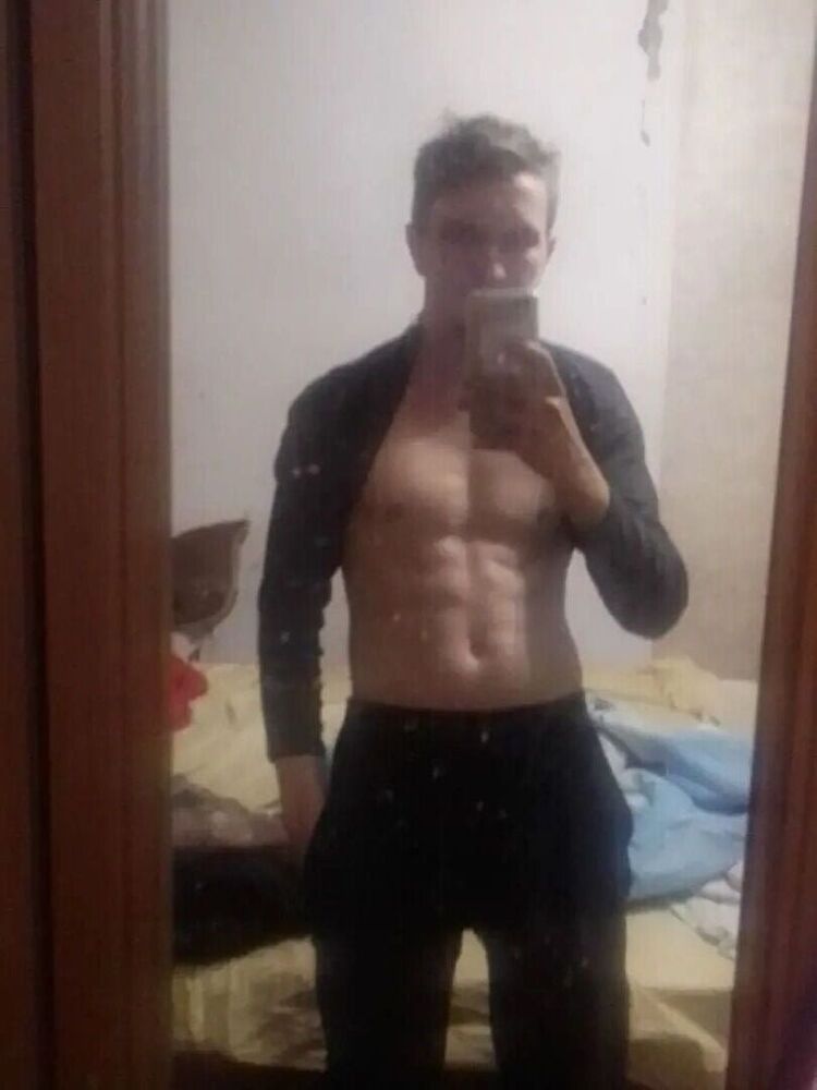  28162543  Nikolay, 33 ,    