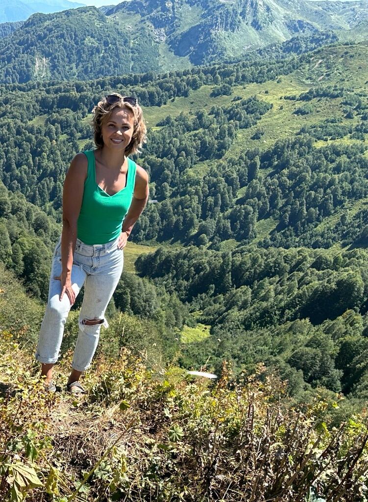  ,   Ann, 37 ,   
