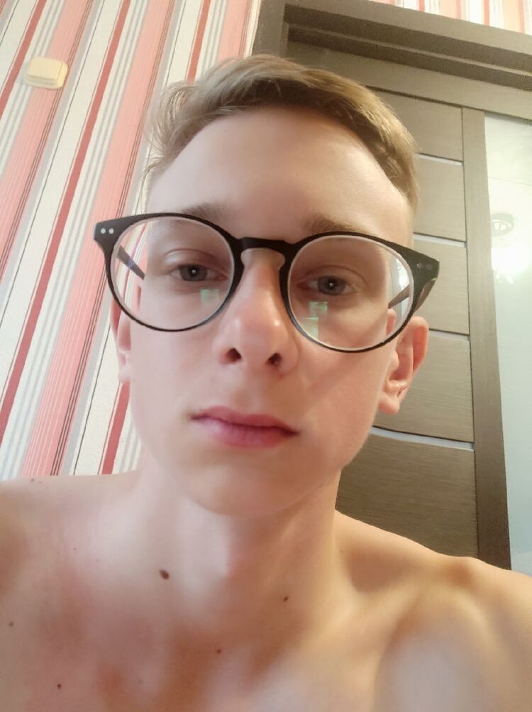 ���� 23109673 ����� ˸��, 22 ����, ���� ���������� � ������