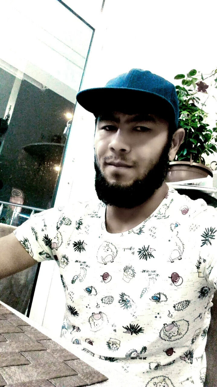  32258743  Hakimbarada, 30 ,    