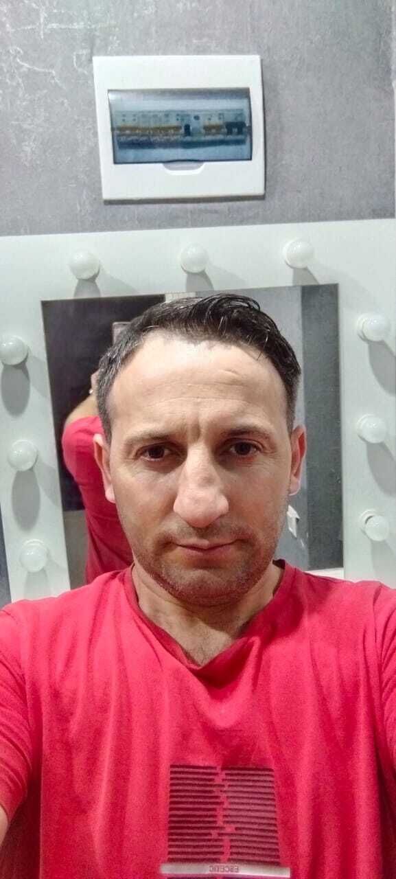  52242943  , 39 ,    