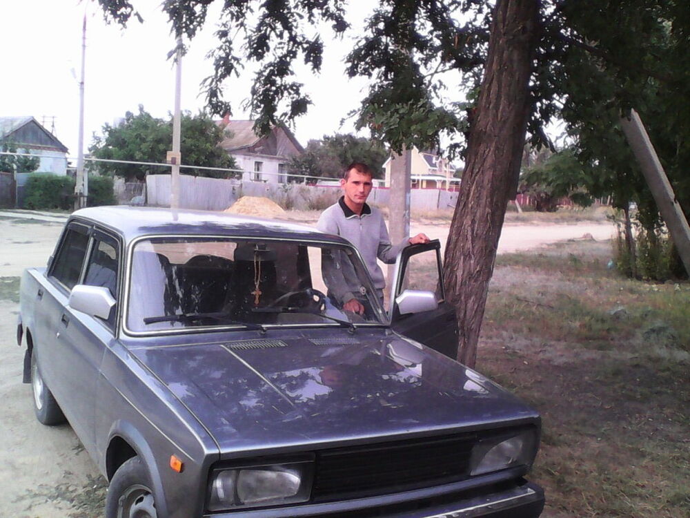  5605923  Daniil, 36 ,    