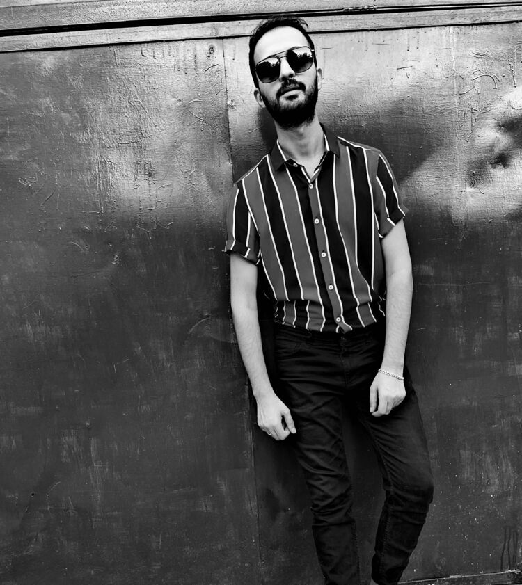  ,   Taner, 32 ,   