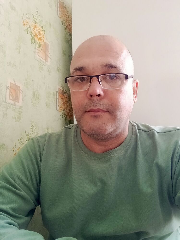  43920673  , 45 ,    