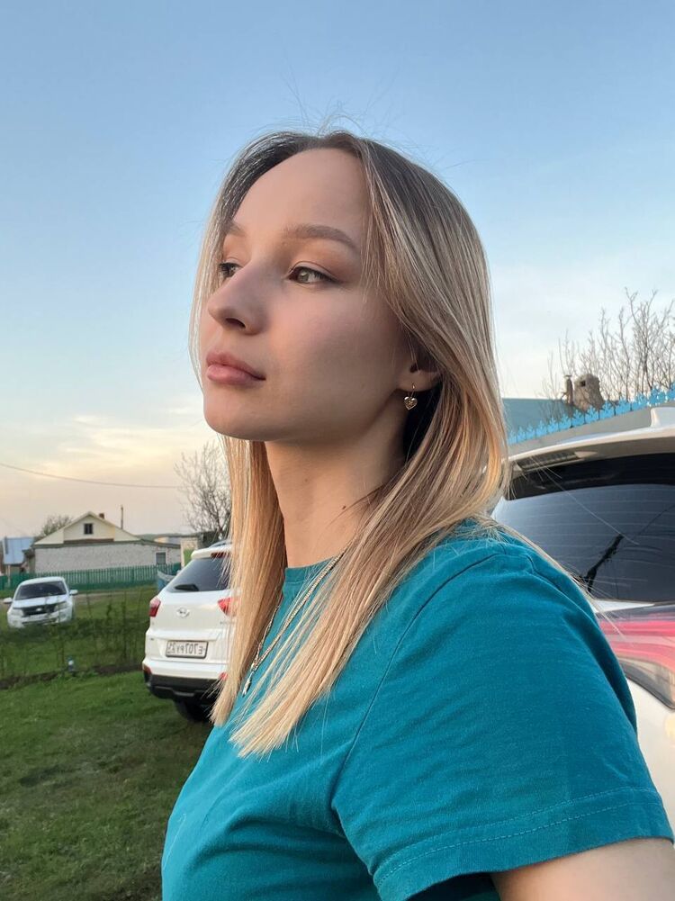  53486573  , 26 ,    -