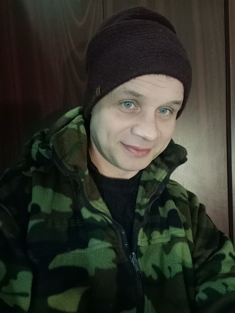  31566113  , 37 ,    