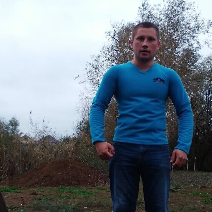  30858543  MAKSIMUS, 32 ,    