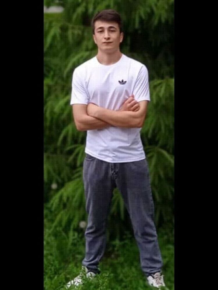  51995053  Dastan, 19 ,    